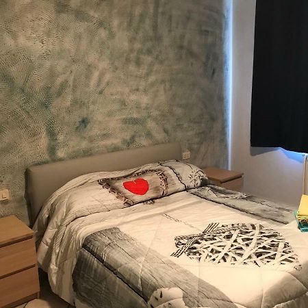 Grazioso Bilocale Metro/Centro Apartman Brescia megye Kültér fotó