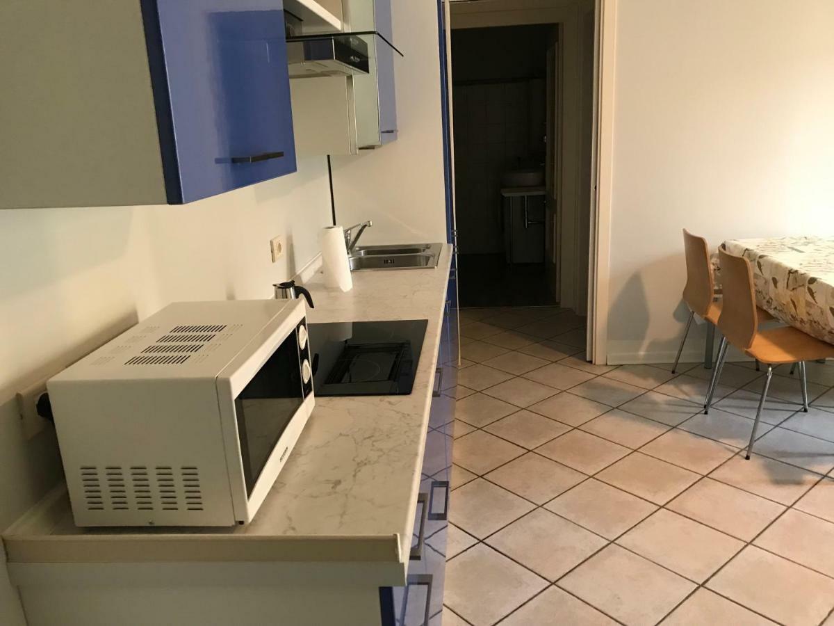 Grazioso Bilocale Metro/Centro Apartman Brescia megye Kültér fotó