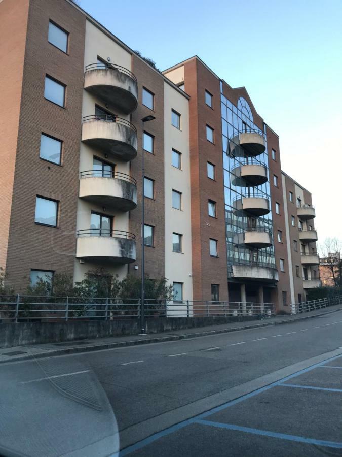 Grazioso Bilocale Metro/Centro Apartman Brescia megye Kültér fotó